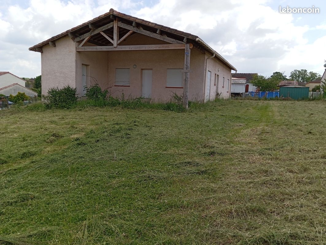 3 bedrooms House in Venes, France No. 335079