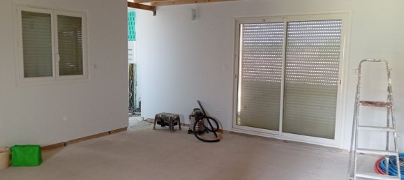 3 bedrooms House in Venes, France No. 335079 3