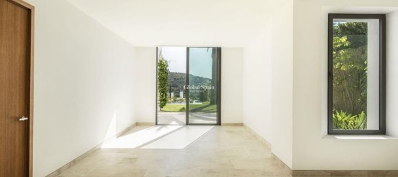 Villa T5 em Casares, Spain N.º 186127 2