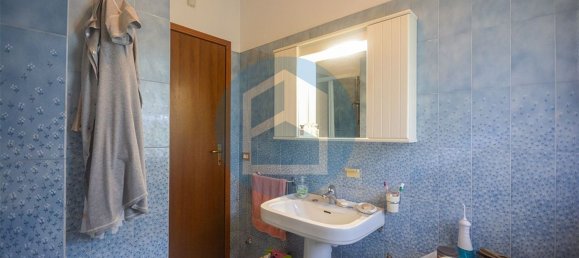 4 rooms Villa in Darfo Boario Terme, Italy No. 260947 34