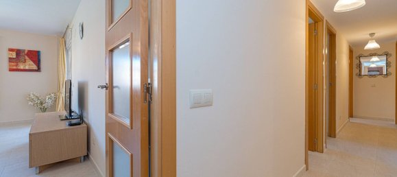 Apartamento de 3 dormitorios en Alicante, Spain No. 156672 11