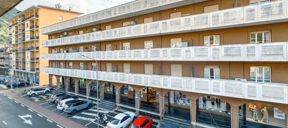 1 bedroom Apartment in Omegna, Italy No. 358428 11