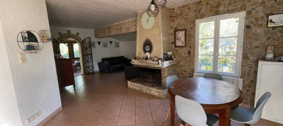 4 bedrooms House in Saint-Brevin-les-Pins, France No. 106523 2