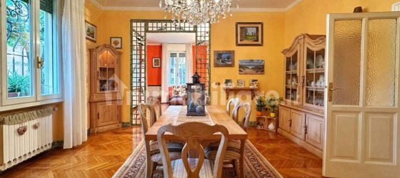 2 bedrooms Apartment in Modena, Italy No. 258516 3