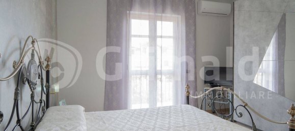 4 غرف نوم فيلا في Parete, Italy رقم 347687 16