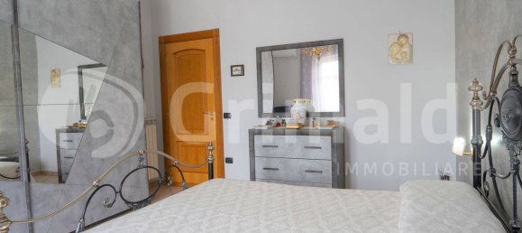 4 غرف نوم فيلا في Parete, Italy رقم 347687 15