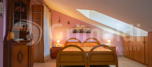 4 غرف نوم فيلا في Parete, Italy رقم 347687 27