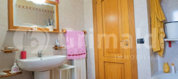 4 غرف نوم فيلا في Parete, Italy رقم 347687 18