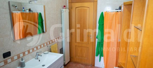 4 غرف نوم فيلا في Parete, Italy رقم 347687 6