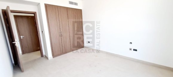 4 bedrooms Villa in Yas Island, UAE No. 15185 17