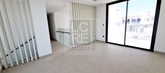 4 bedrooms Villa in Yas Island, UAE No. 15185 14