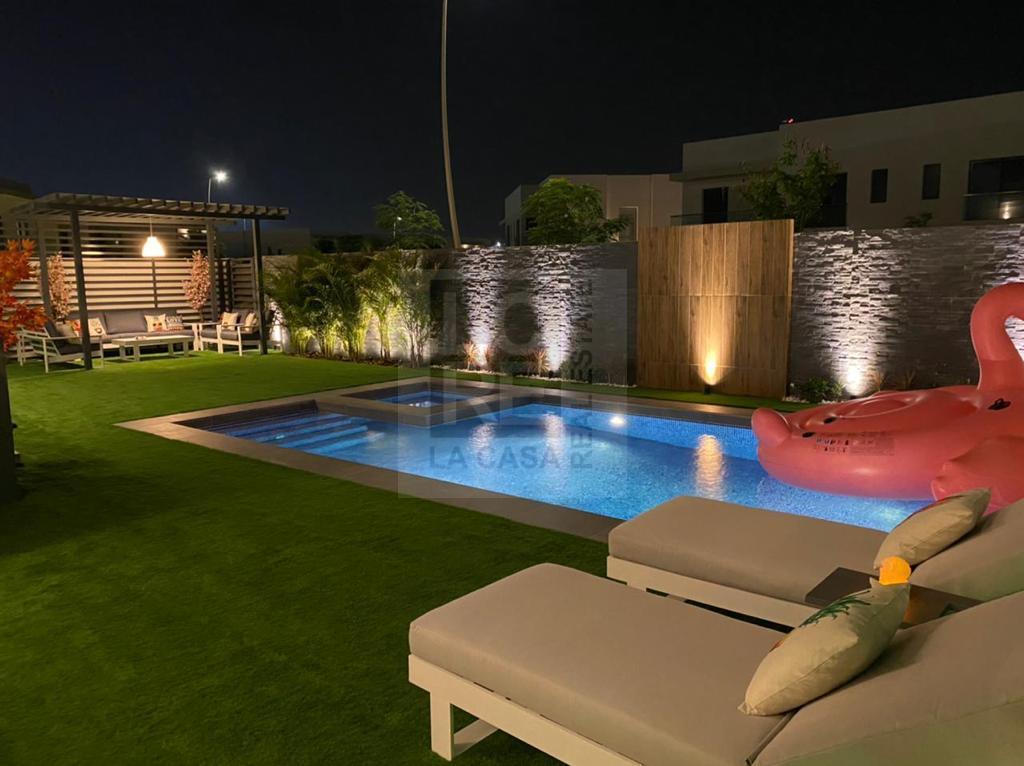 4 bedrooms Villa in Yas Island, UAE No. 15185