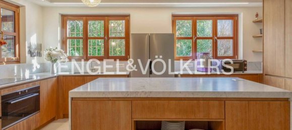 8 bedrooms Villa in Sinio, Italy No. 129211 7