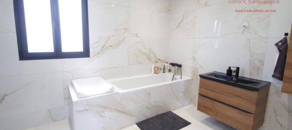 3 bedrooms House in Conde-Northen, France No. 59832 12