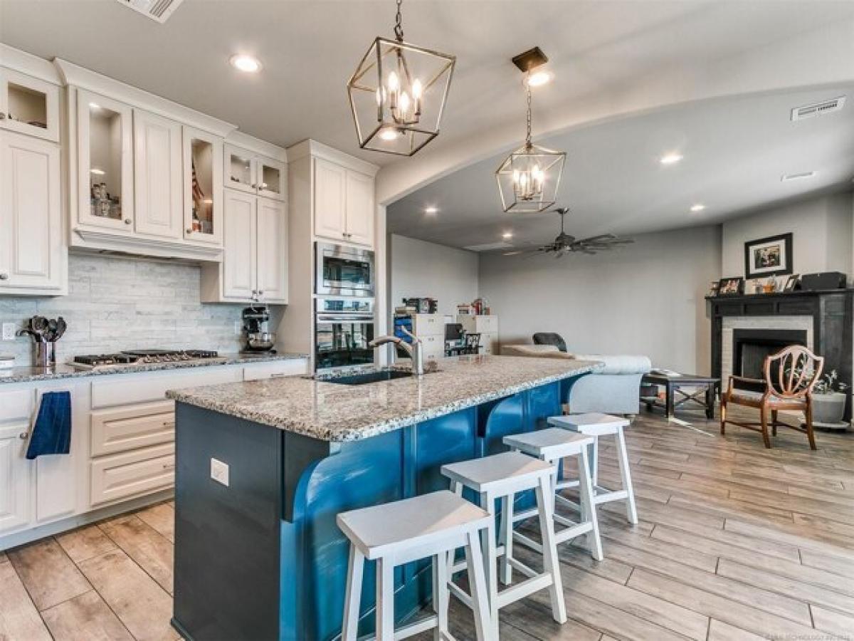 4 bedrooms House in Broken Arrow, USA No. 396424