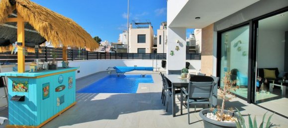 3 Schlafzimmer Villa in Alicante, Spain, Nr. 176034 3