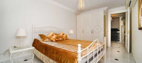 Penthouse 4+1 in Oba, Turkey No. 14616 15