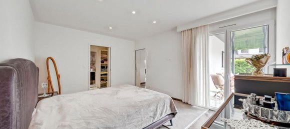 4 bedrooms House in Caen, France No. 360189 9