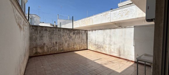 3 bedrooms House in Noicattaro, Italy No. 335691 11