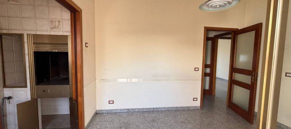 3 bedrooms House in Noicattaro, Italy No. 335691 10