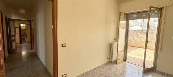 3 bedrooms House in Noicattaro, Italy No. 335691 18