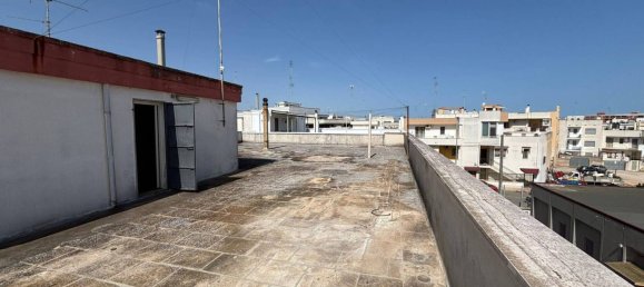 3 bedrooms House in Noicattaro, Italy No. 335691 22