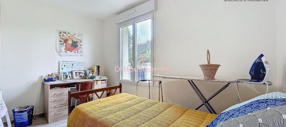 12 bedrooms House in Grun-Bordas, France No. 103770 7