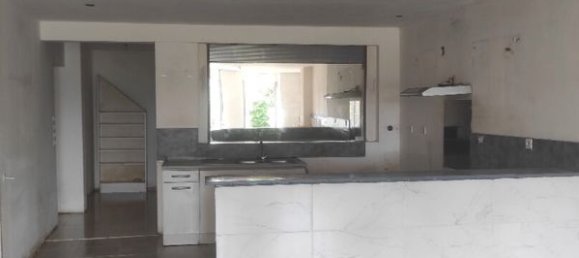 Casa de 2 dormitorios en Neufmaison, France No. 69036 3