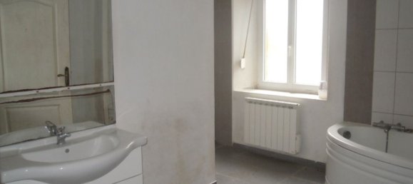 Casa de 2 dormitorios en Neufmaison, France No. 69036 8