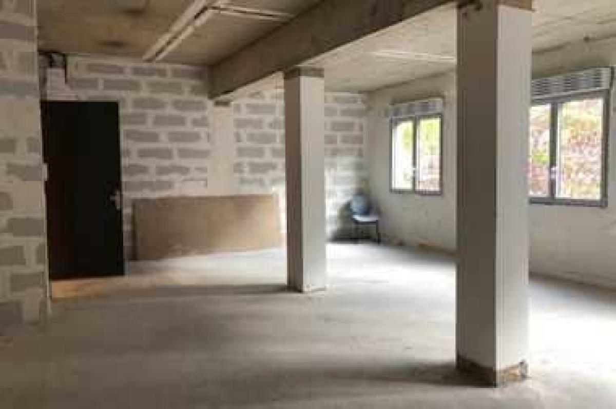 Студия в кондо  в Сюрен, Франция № 33974