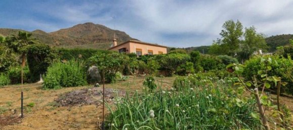 Дом с 4 спальнями в Эстепона, Испания № 72223 9