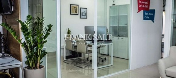 Bureau à Swatar, Malta 190m² No. 13146 2