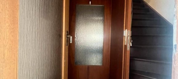 Edifício de 6 divisões em Saarbrucken, Germany N.º 113000 6