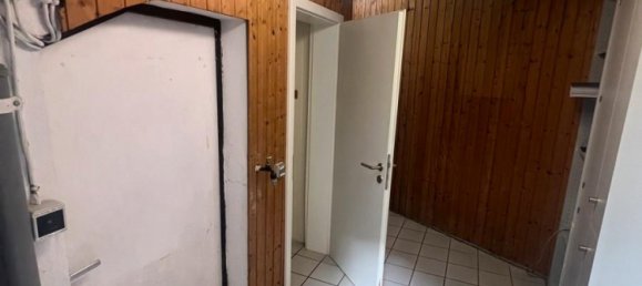 Edifício de 6 divisões em Saarbrucken, Germany N.º 113000 21