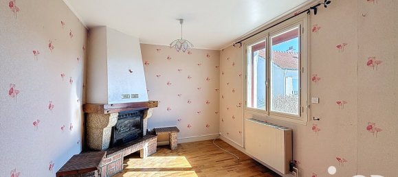 2 bedrooms House in Saint-Georges-sur-Baulche, France No. 59569 8