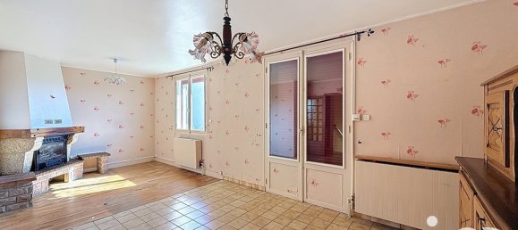 2 bedrooms House in Saint-Georges-sur-Baulche, France No. 59569 3