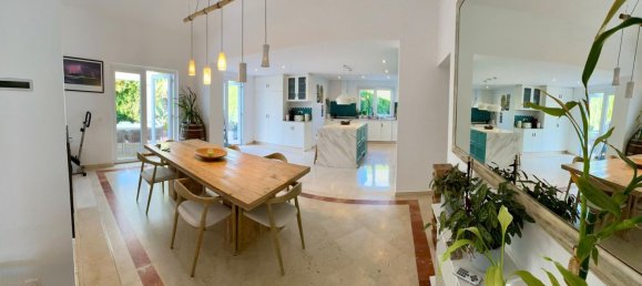 5 bedrooms Villa in Cadiz, Spain No. 145757 21