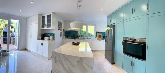 5 bedrooms Villa in Cadiz, Spain No. 145757 16