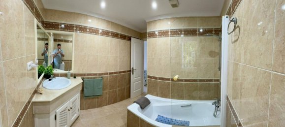 5 bedrooms Villa in Cadiz, Spain No. 145757 10