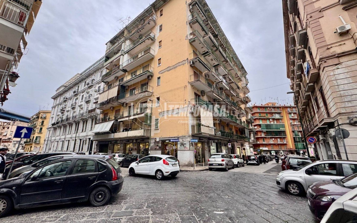 1 bedroom Apartment in Naples, Italy No. 273943