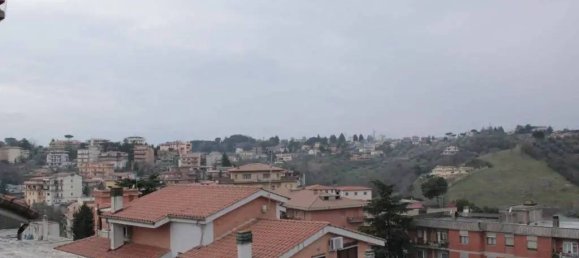 3-salle Appartement à Morlupo, Italy No. 129563 6