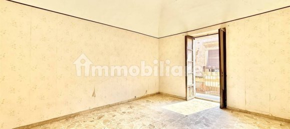 Apartamento de 3 dormitorios en Catania, Italy No. 326509 2