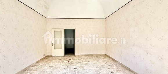Apartamento de 3 dormitorios en Catania, Italy No. 326509 4