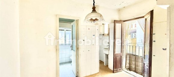 Apartamento de 3 dormitorios en Catania, Italy No. 326509 17