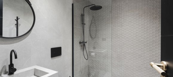 5 bedrooms Villa in Estepona, Spain No. 147364 21