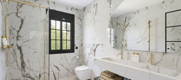 5 bedrooms Villa in Estepona, Spain No. 147364 24