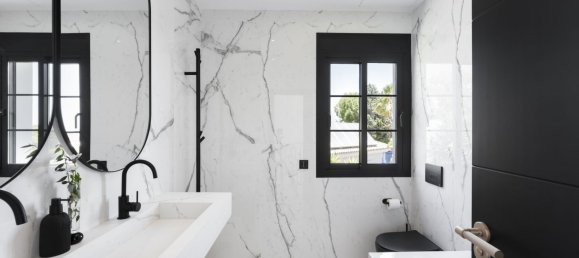 5 bedrooms Villa in Estepona, Spain No. 147364 15