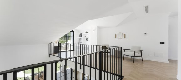 5 bedrooms Villa in Estepona, Spain No. 147364 19