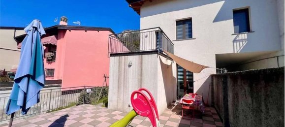 Villa de 5 habitaciónes en Sangiano, Italy No. 41617 28