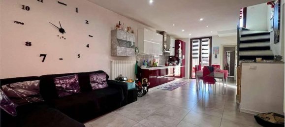 Villa de 5 habitaciónes en Sangiano, Italy No. 41617 3